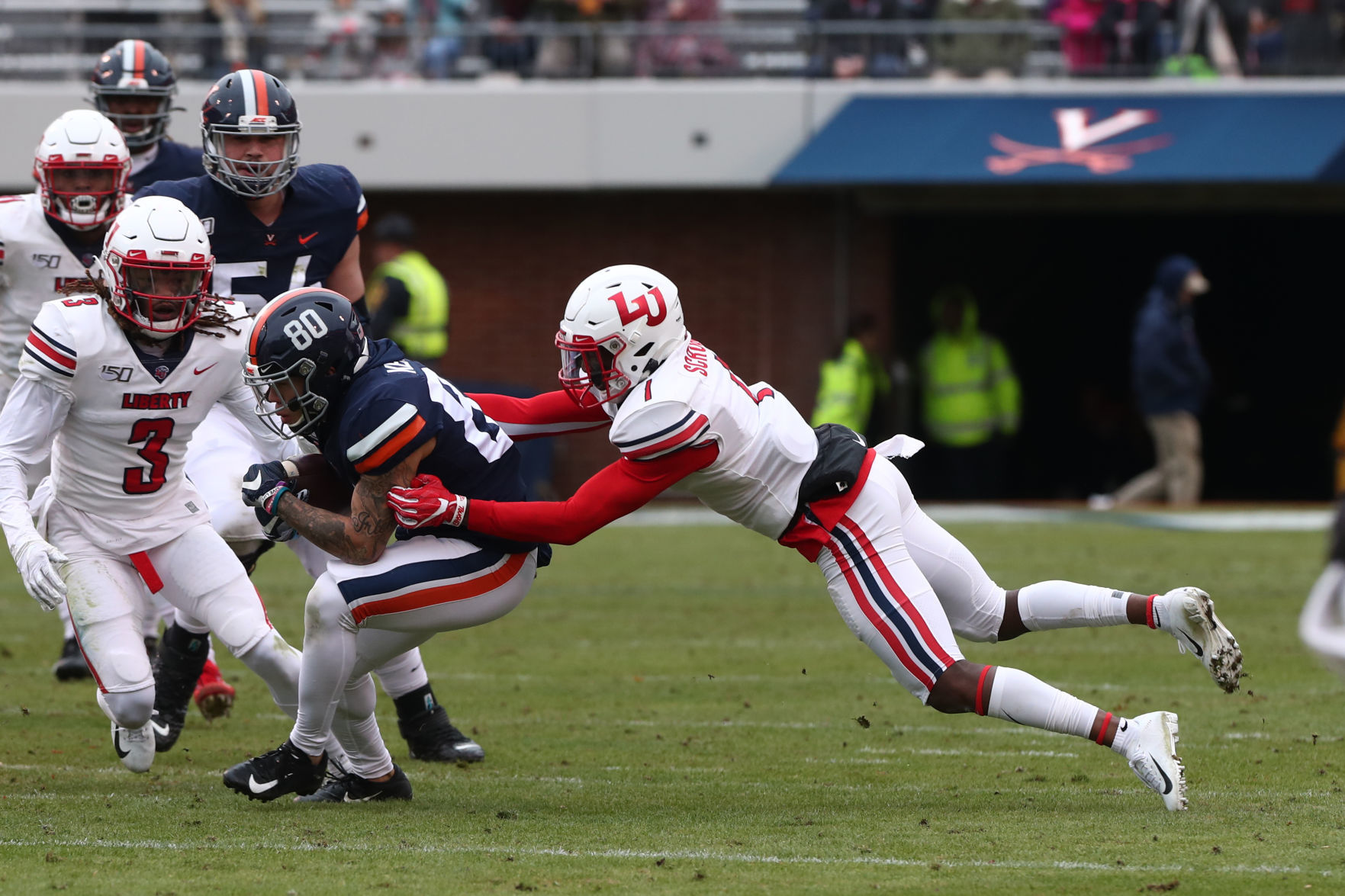 20191123_cdp_sports_uvafootball71.JPG